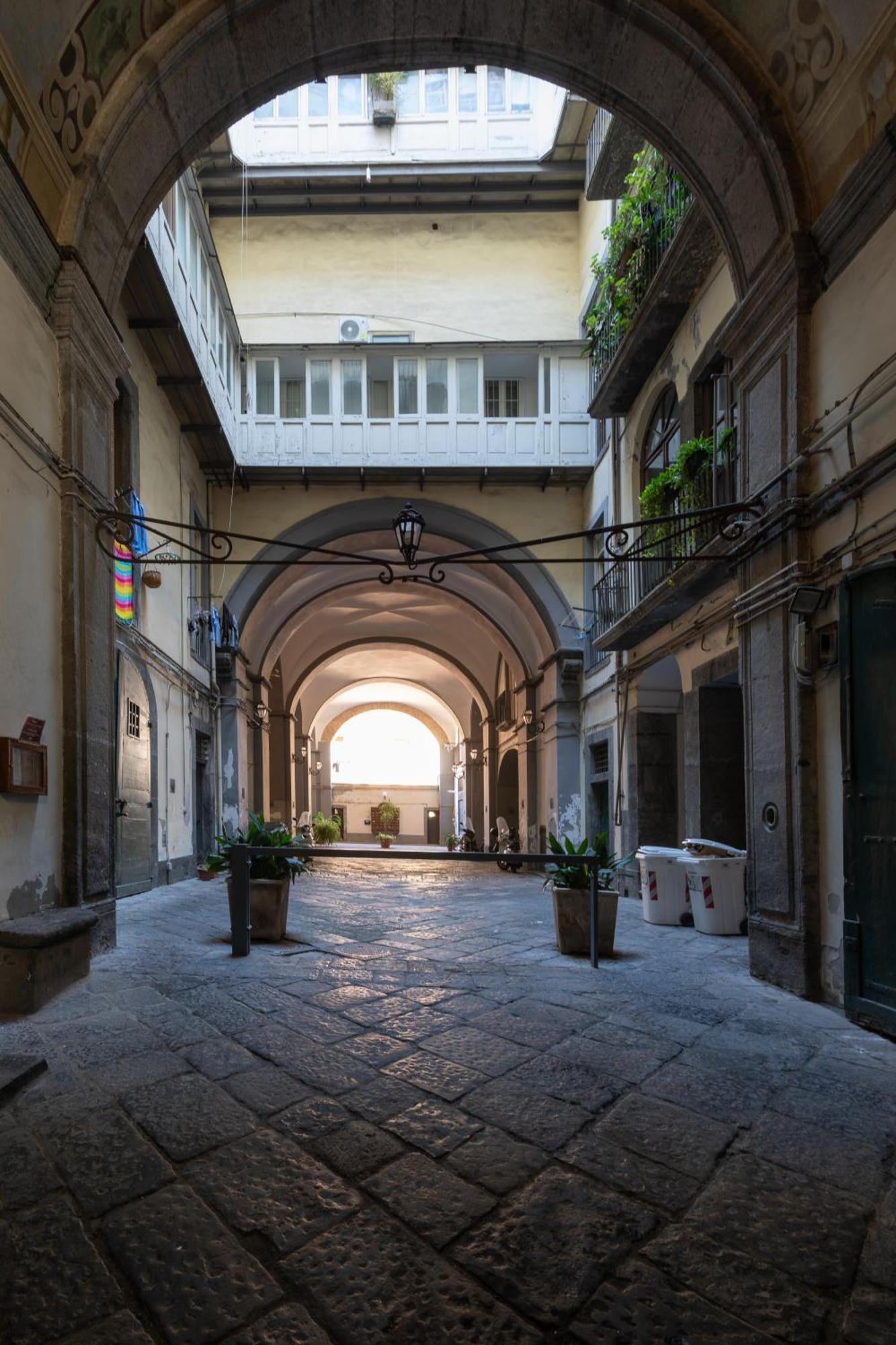 Hotel Residenza Principe Di Carafa Nápoles Exterior foto
